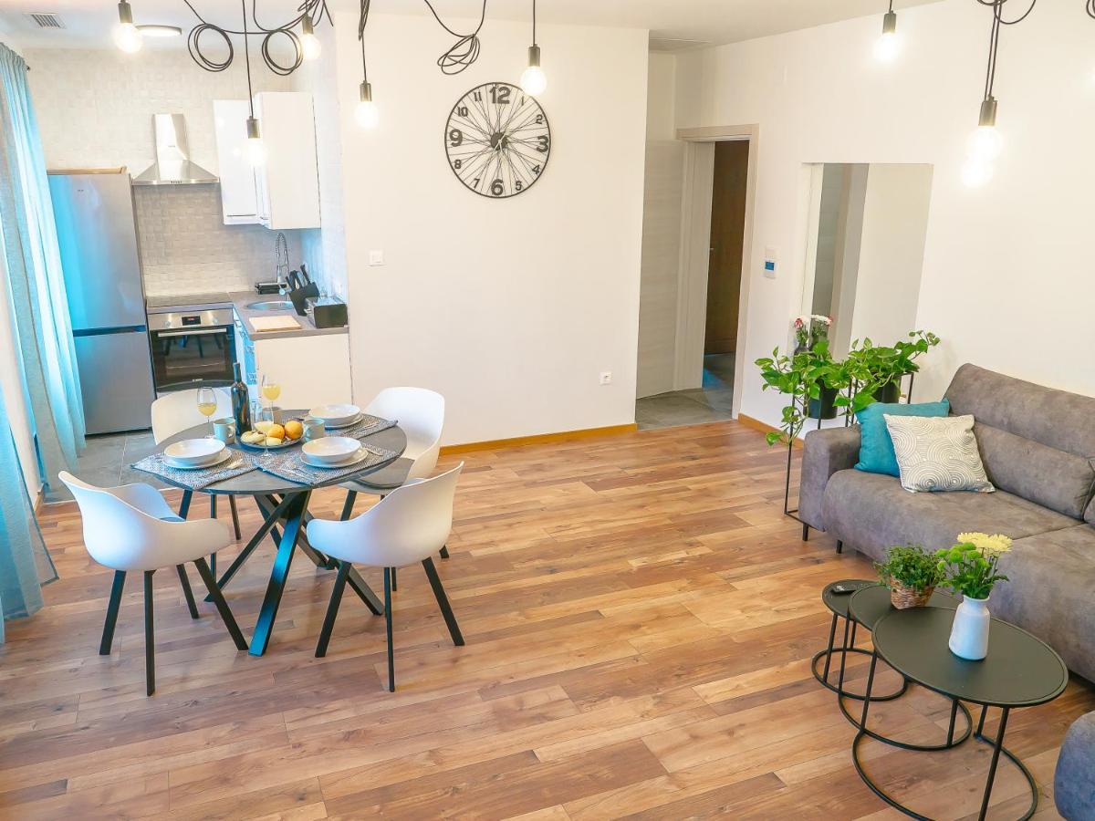 Apartmani Dora & Luka Рийека Екстериор снимка